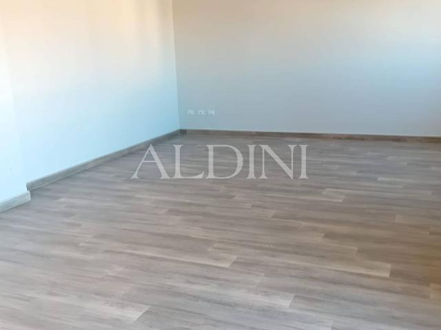 Apartament in {3}, Corso Martiri della Libertà - Photo 1