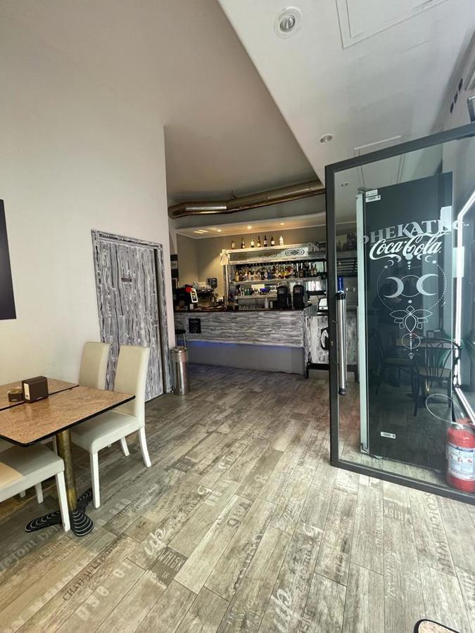 Bar in Piazza Imperatore Tito 4, Milano - Foto 1