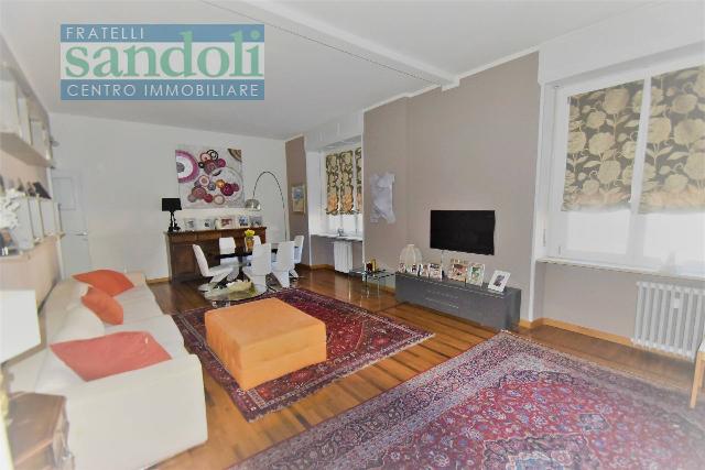 4-room flat in Via Veneto, Vercelli - Photo 1