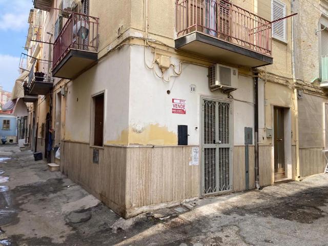 One-room flat in {3}, Vico Saraceni - Photo 1