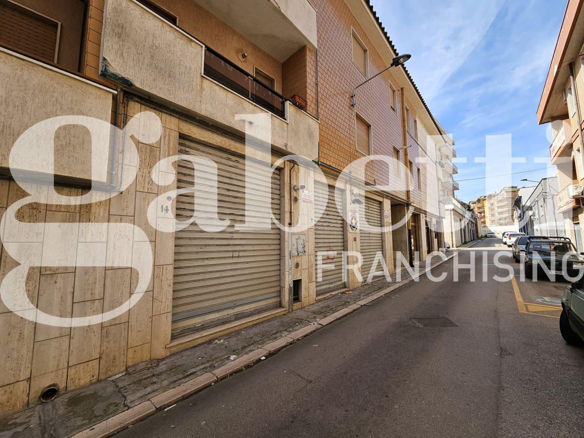 Negozio in Via Caravaggio, San Severo, {3} - Foto 2