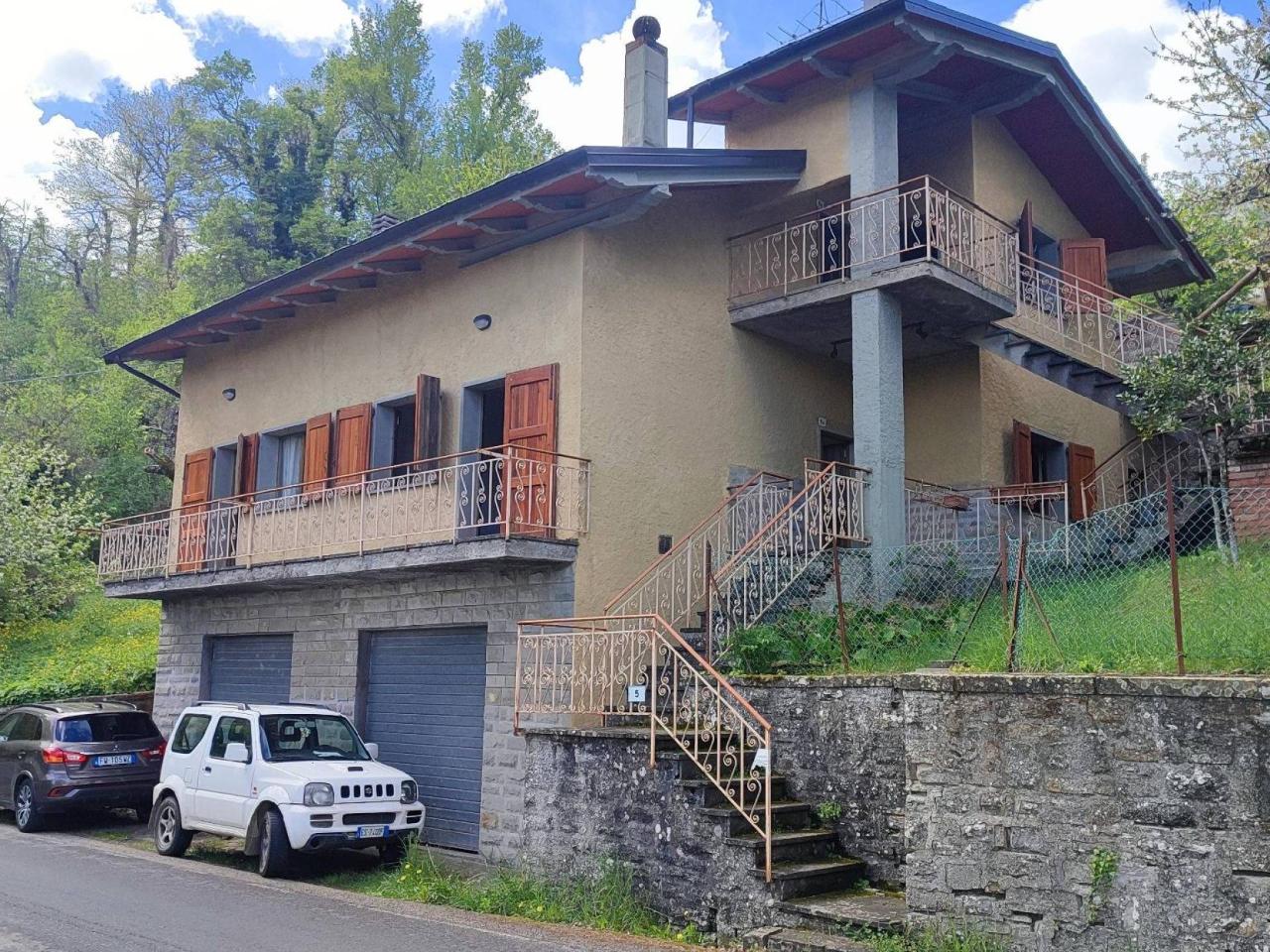 Villa in vendita a San Benedetto Val Di Sambro