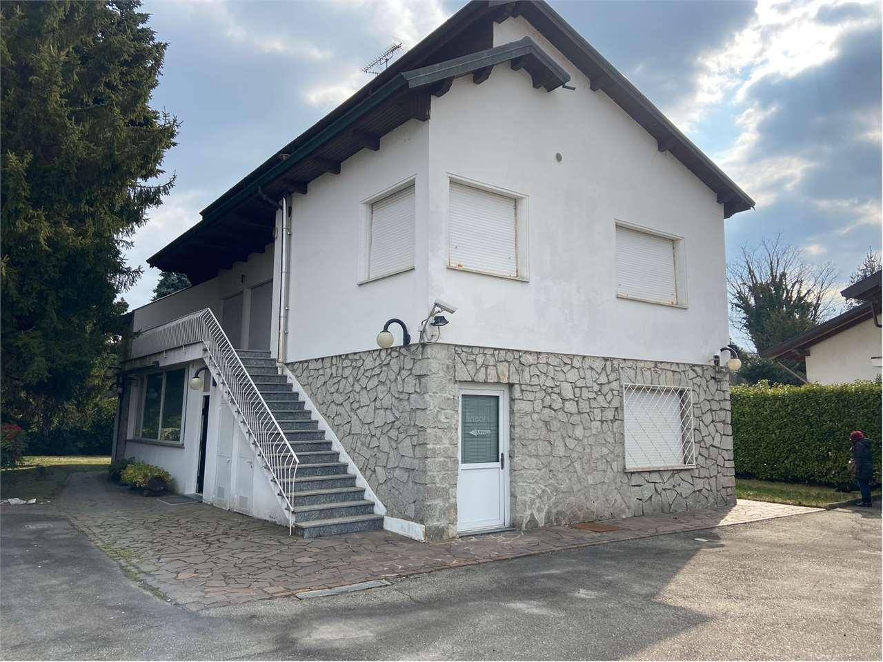 Negozio in Via Riale, Castelletto sopra Ticino - Foto 1