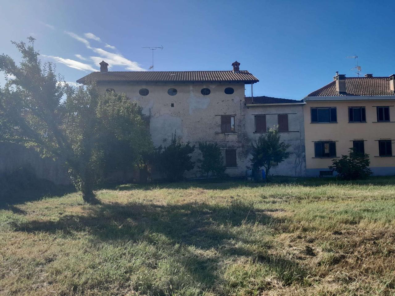 Terreno edificabile in vendita a Fontaneto D'Agogna