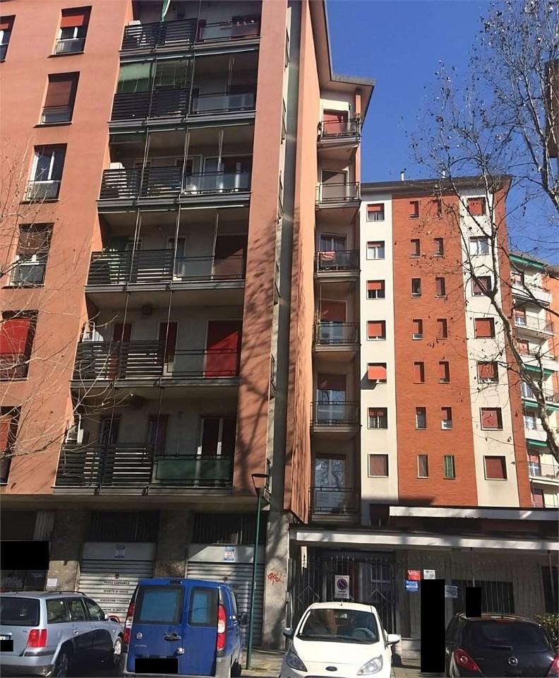 Magazzino in Via F.Lli Casiraghi 376, Sesto San Giovanni - Foto 1