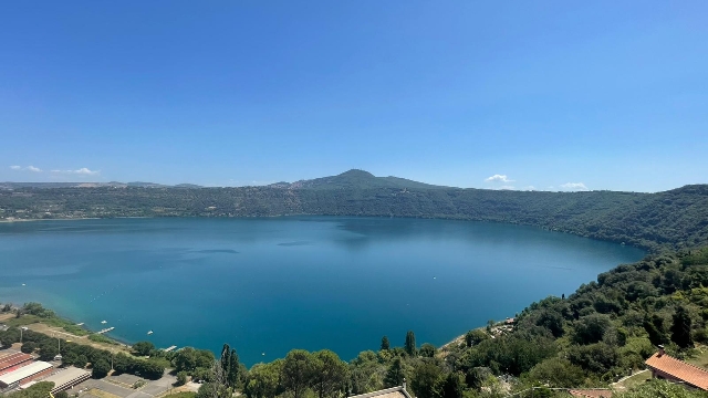 Quadrilocale in Via Carlo Rosselli, Castel Gandolfo - Foto 1