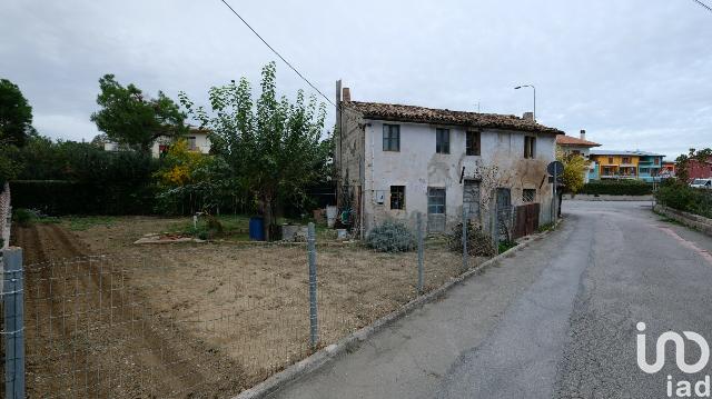 Country house or cottage in Via Quinto Areto Snc, Castelbellino - Photo 1