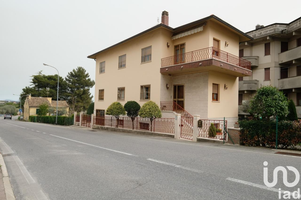 Casa indipendente in vendita a Belvedere Ostrense