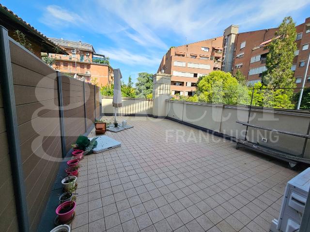 3-room flat in Via Parisio 38, Bologna - Photo 1