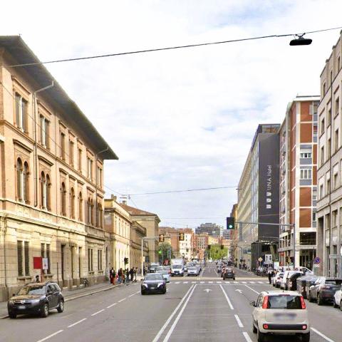 Shop in Viale Pietro Pietramellara, Bologna - Photo 1