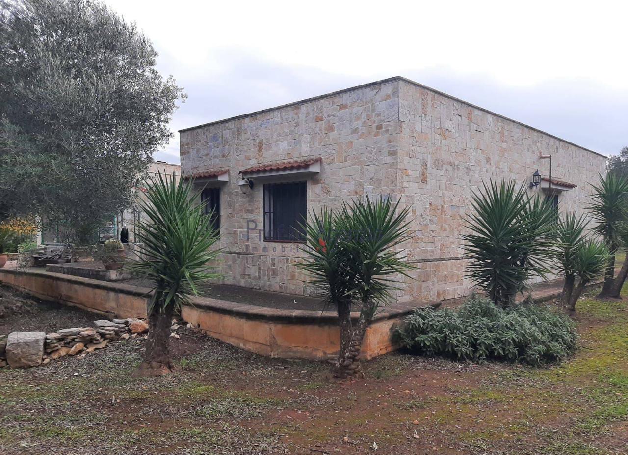 Villa in vendita a San Vito Dei Normanni