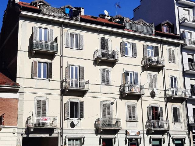 2-room flat in Corso Dante  8, Moncalieri - Photo 1