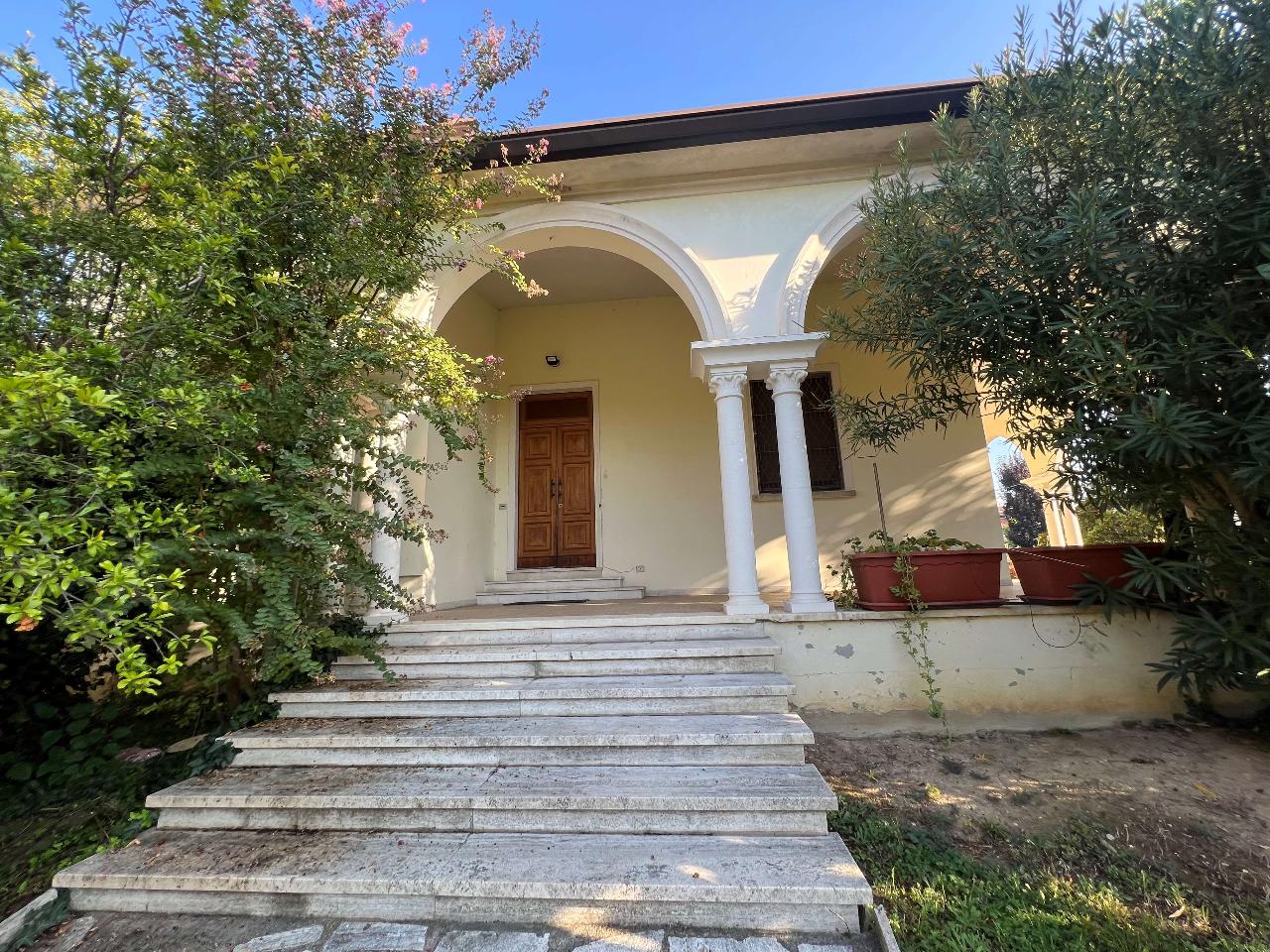 Villa unifamiliare in vendita a Porto Mantovano