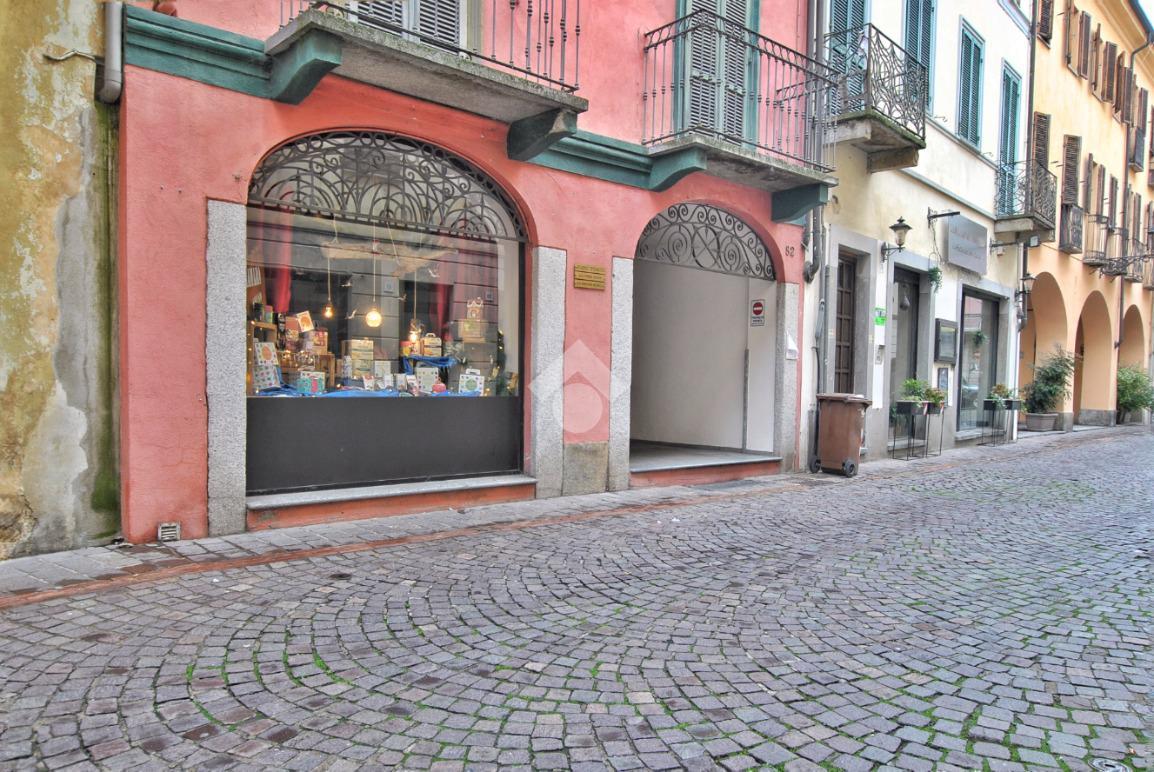 Negozio in Via Elia Emanuele Foà 82, Vercelli, {3} - Foto 2
