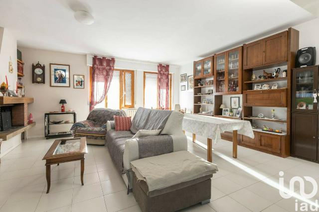 4-room flat in Via Angelita, Recanati - Photo 1