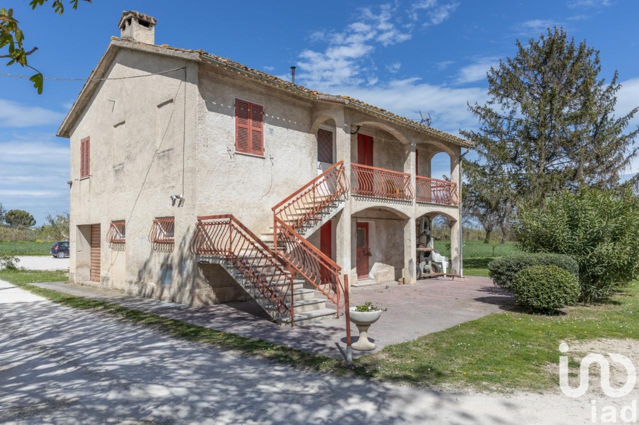 Villa in vendita a Montelupone