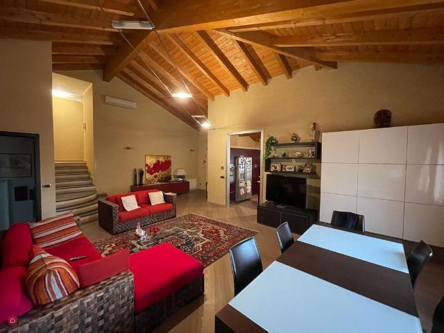 Villa in Via Picasso 3, Abbiategrasso - Foto 1