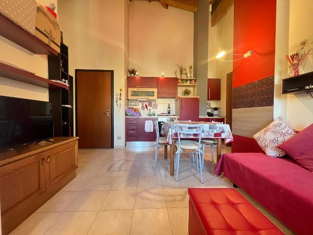 2-room flat in Via Palestro 27, Abbiategrasso - Photo 1