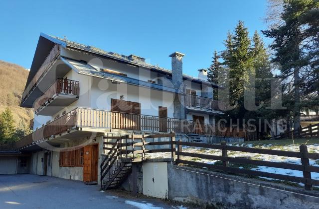 4-room flat in Via Chambre d'Or 16, Sauze d'Oulx - Photo 1