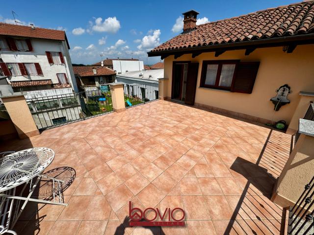 Detached house in Via F. Poggio N°12, Gassino Torinese - Photo 1