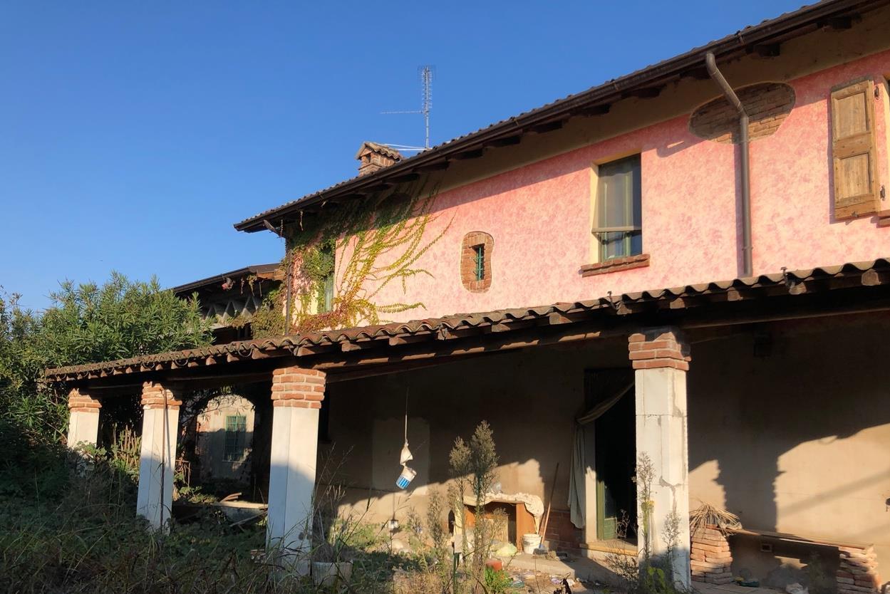 Casa indipendente in vendita a Robecco D'Oglio