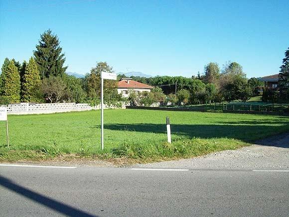 Terreno edificabile residenziale in vendita a Gattico-Veruno