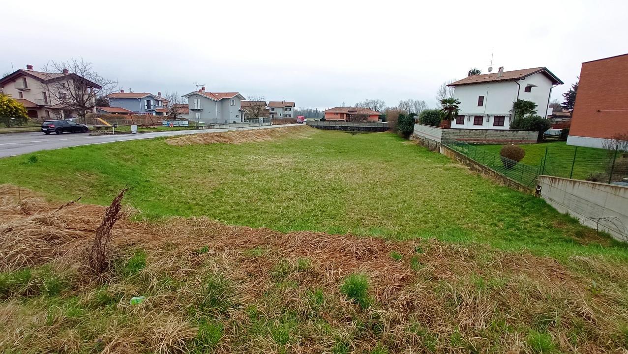 Terreno edificabile residenziale in vendita a Maggiora