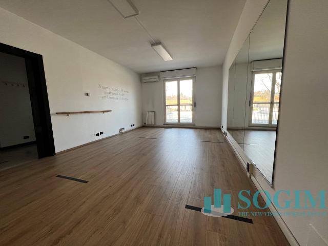 2-room flat in Via Giotto 1, Mariano Comense - Photo 1