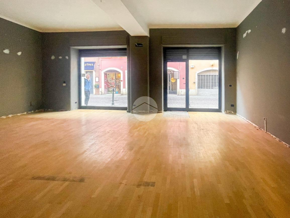Negozio in Via Trieste 43, Brescia, {3} - Foto 2