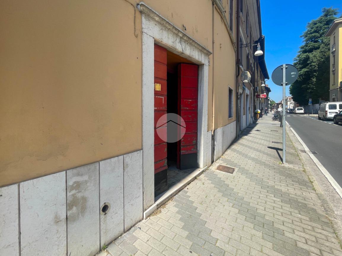 Negozio in Via Indipendenza 40, Brescia, {3} - Foto 1