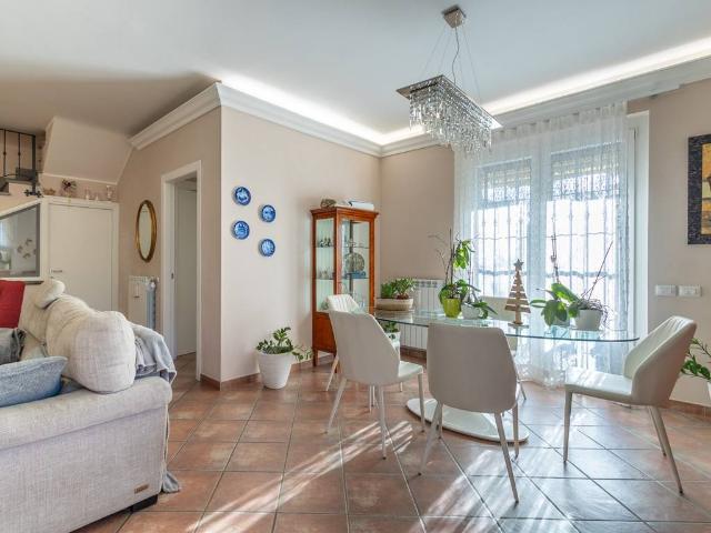 Villa in Via Mantova 8, Viterbo - Foto 1