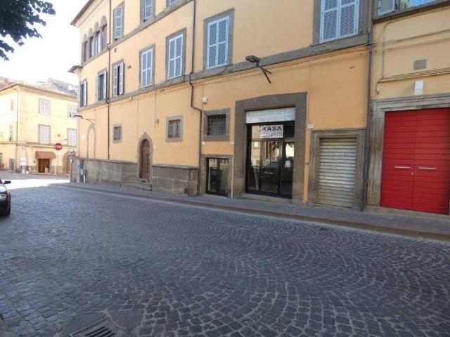 Negozio in {3}, Piazza San Faustino - Foto 1