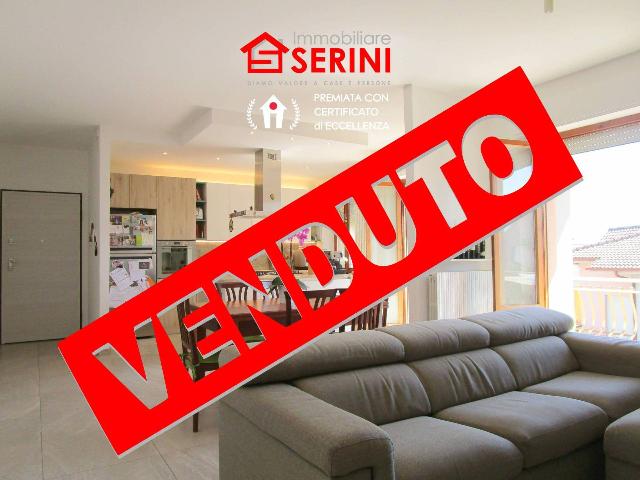 Vierzimmerwohnung in Via Cecchino Vanni 102, Corridonia - Foto 1