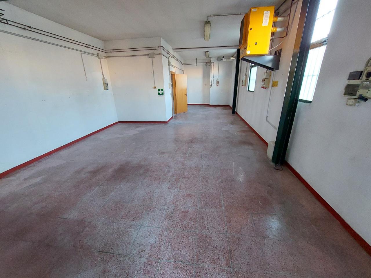 Officina in Via Calamandrei, Arezzo - Foto 1