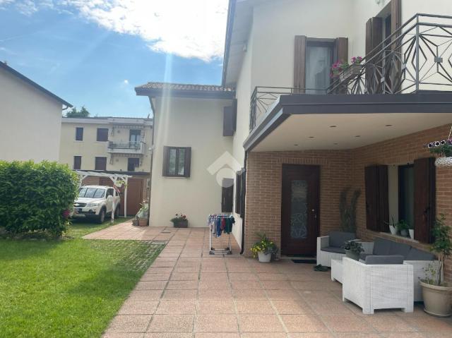 Villa in Viale Piemonte 10, Salzano - Foto 1