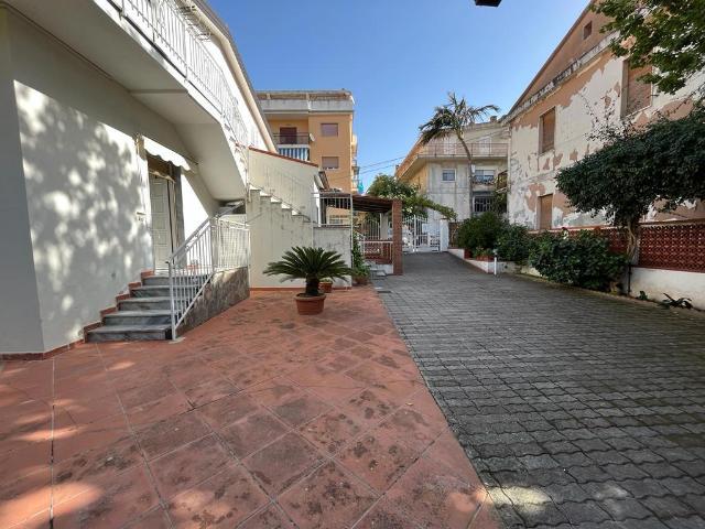 Mansion in Via Lauro 78, Scalea - Photo 1