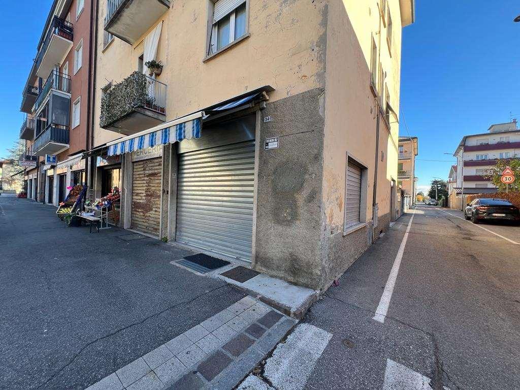 Negozio in Via Celadina 34, Bergamo, {3} - Foto 2