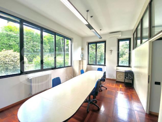 Office in Via Vittorio Veneto 48, Monza - Photo 1