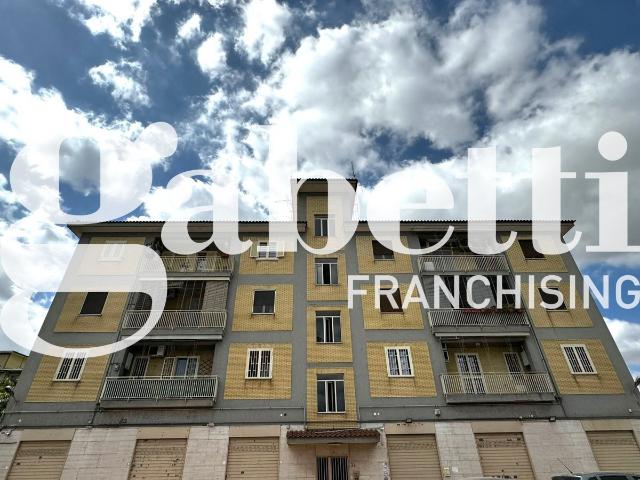 3-room flat in Viale delle Industrie, Arzano - Photo 1