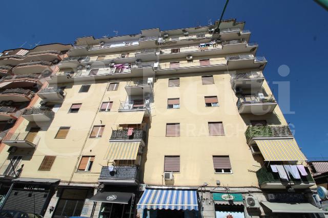 Vierzimmerwohnung in Via Napoli, Arzano - Foto 1