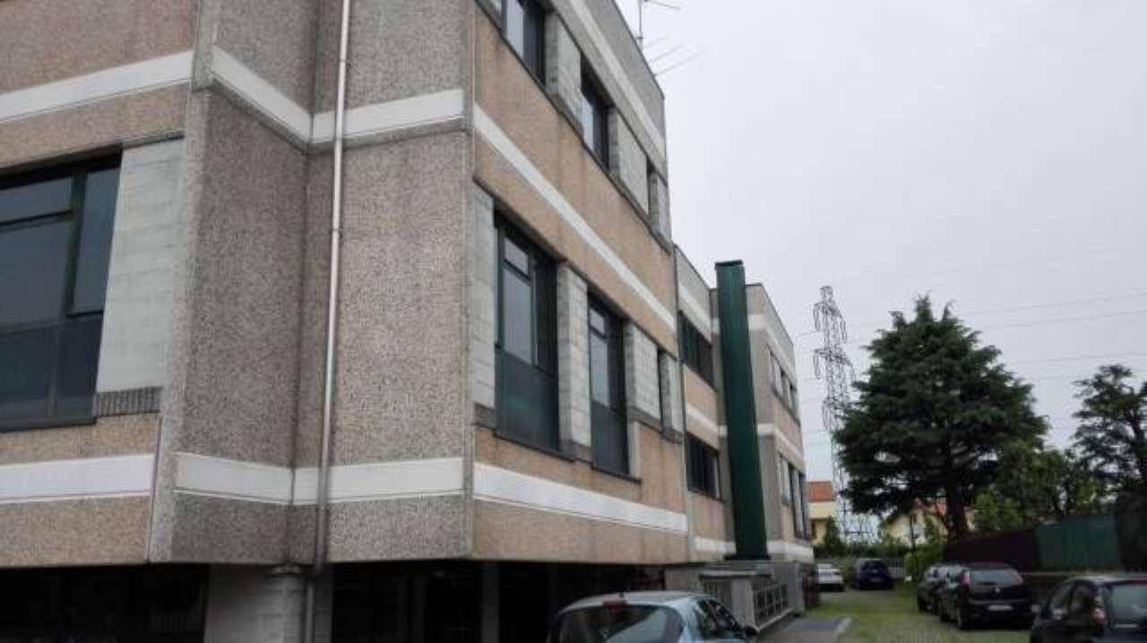 Ufficio in Via G. di Vittorio, Trezzano Rosa - Foto 1