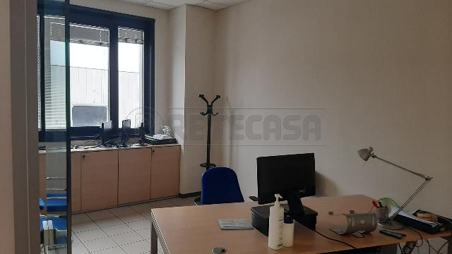 Office in Viale del Lavoro, Vicenza - Photo 1