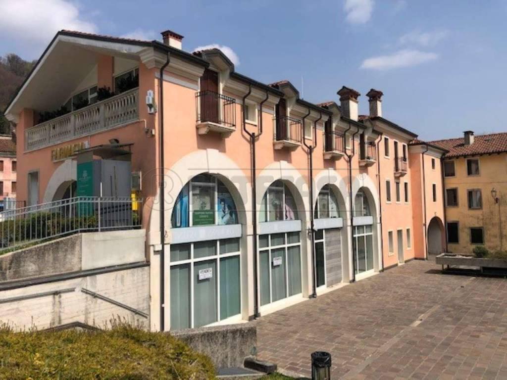 Ufficio in Piazza Aldo Moro 3, Torrebelvicino, {3} - Foto 1
