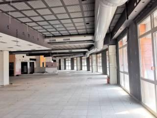 Palazzina commerciale in Viale del Lavoro, Vicenza, {3} - Foto 2