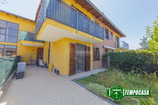 2-room flat in Via Salvo d'Acquisto, Motta Visconti - Photo 1