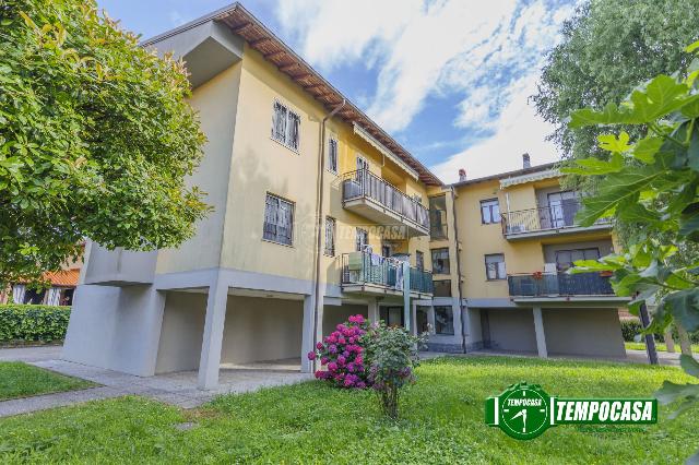 4-room flat in Via Don Colzani, Casorate Primo - Photo 1