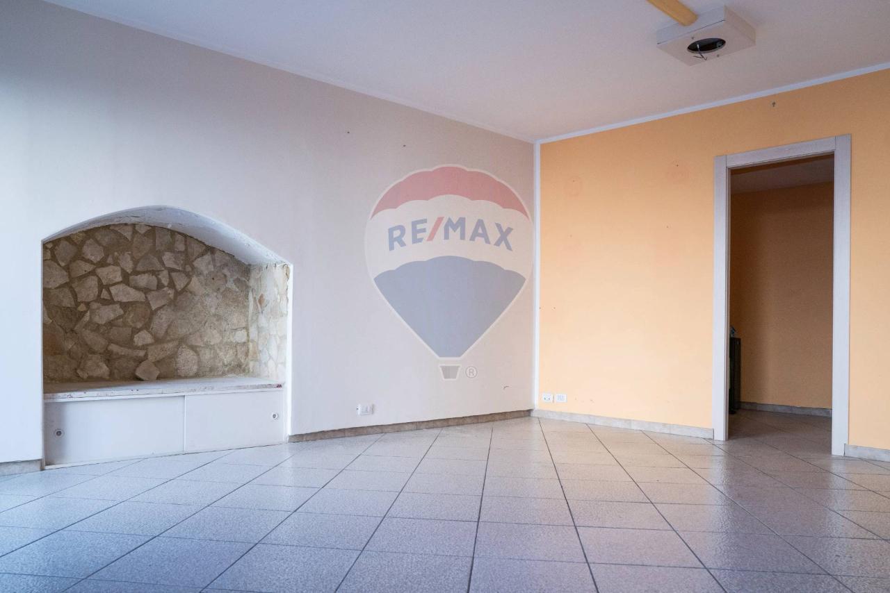 Esercizio commerciale in Via Roma 183, Enna, {3} - Foto 1