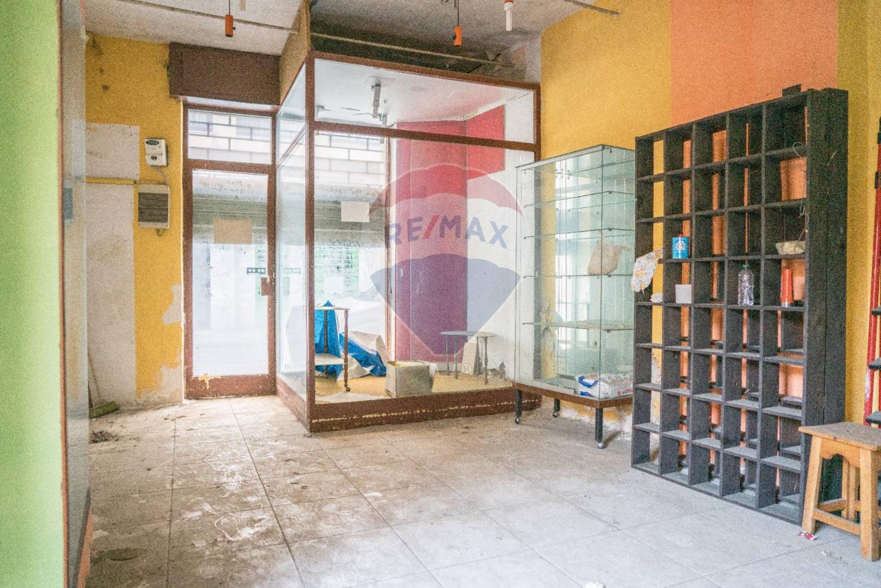 Esercizio commerciale in Via Roma 208, Enna, {3} - Foto 1