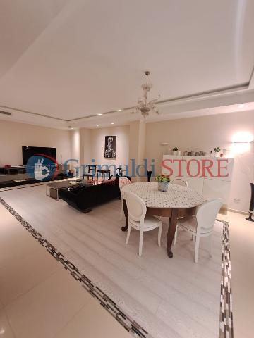 Detached house in Via Giovanni Gentile  51, Lecce - Photo 1