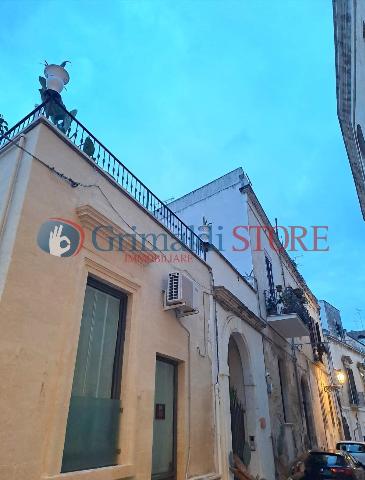 Detached house in Via Idomeneo 17, Lecce - Photo 1